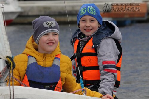 Дима Поморцев и Сева Погольский на яхте